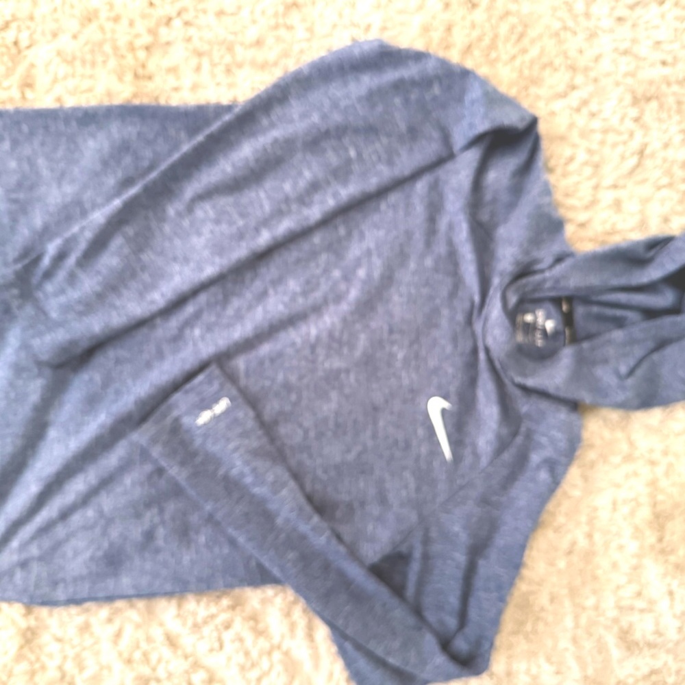 Nike dry-fit hoodie Men’s Small no tags but never worn